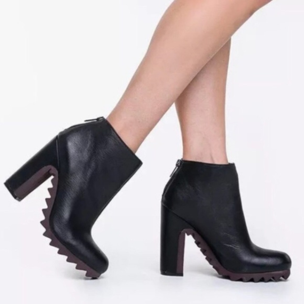 Black Kensley Leather Boots